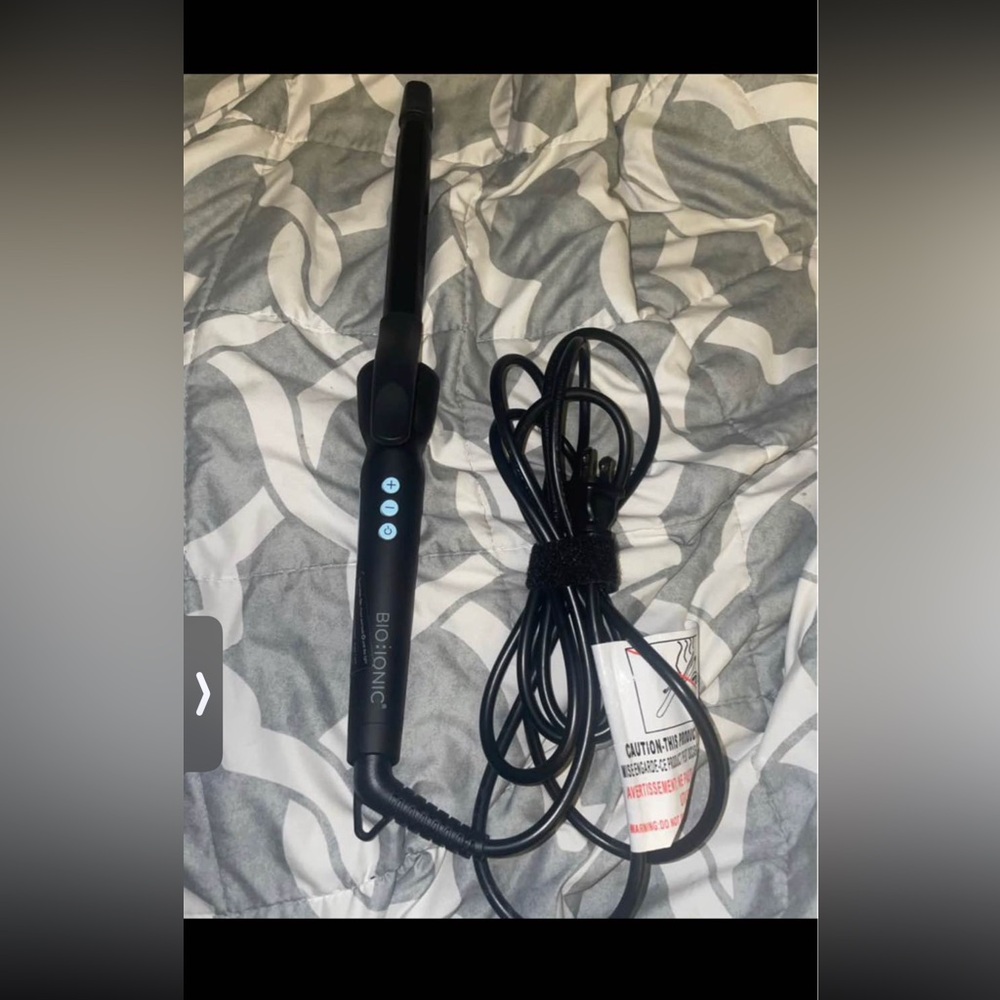 Bio ionic Black Curling iron with  Digital Buttons